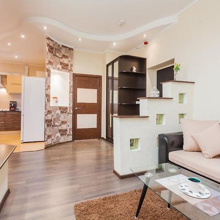 Navit Apartments With Breakfast,Near The Railway Station, The City Center, The Park Kyiv Exterior foto