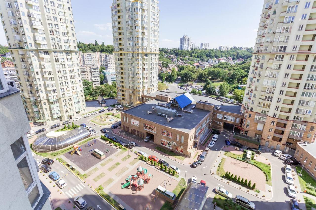 Navit Apartments With Breakfast,Near The Railway Station, The City Center, The Park Kyiv Exterior foto