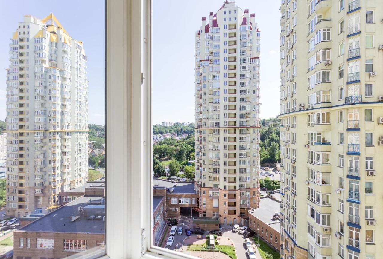 Navit Apartments With Breakfast,Near The Railway Station, The City Center, The Park Kyiv Exterior foto