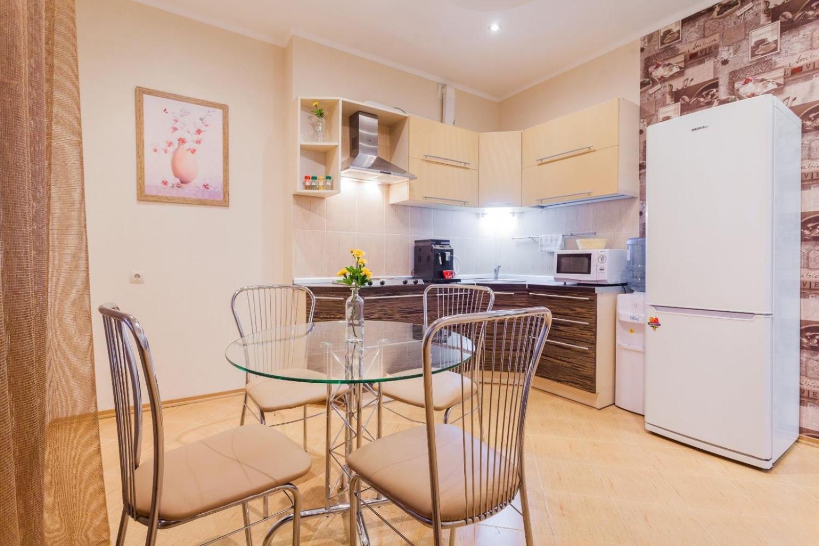 Navit Apartments With Breakfast,Near The Railway Station, The City Center, The Park Kyiv Exterior foto